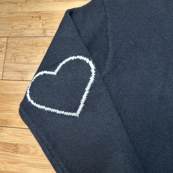 Heaven Can Wait Women M Sweater Knit Black White Skull V-Neck Heart Oversized - Picture 3 of 5